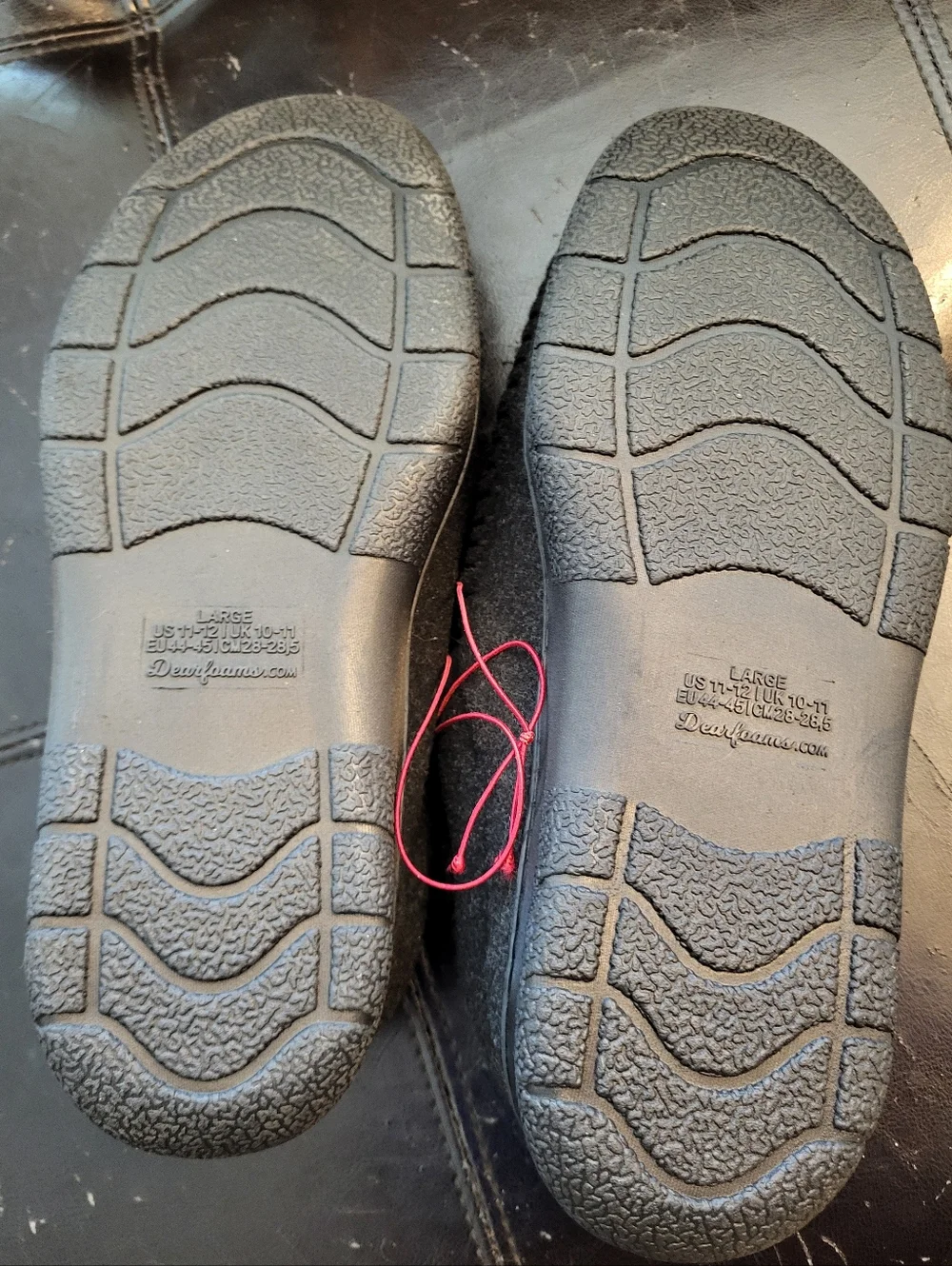 NWT Dearfoams Men’s Black Clog Style Memory Foam Slippers - Sz L (11-12)